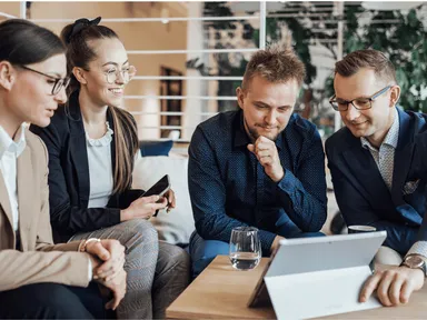 10 HR Trends You Must Know About To Keep Your Talent Happy in 2022